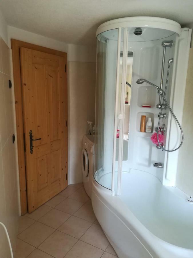Capole -Ghiri Apartamento Isolaccia Exterior foto