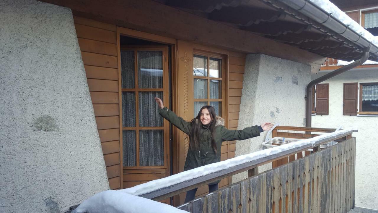 Capole -Ghiri Apartamento Isolaccia Exterior foto