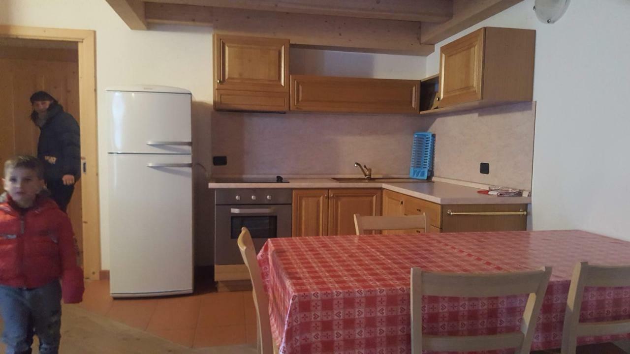 Capole -Ghiri Apartamento Isolaccia Exterior foto